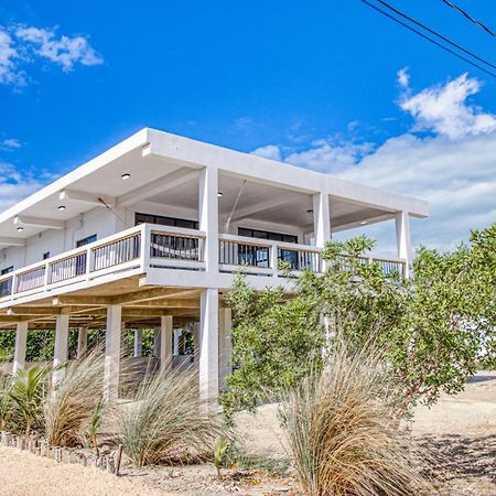 Villa Sea Lux サン・ペドロ エクステリア 写真